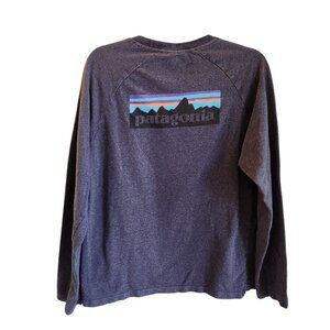 Patagonia Shirt Men's Medium Blue P-6 Back Logo Lightweight Crew Sweatshirt